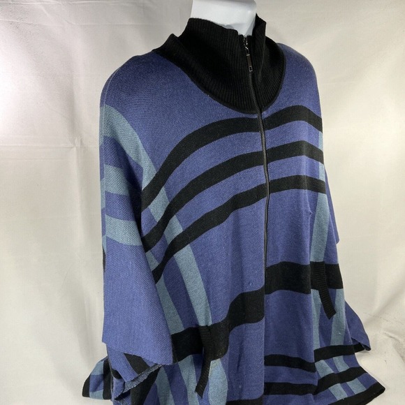 ONOT BRAND PONCHO FULL ZIP SWEATSHIRT ONE SIZE FITS MOST BLUE NWT NEW ACRYLIC - Picture 7 of 16